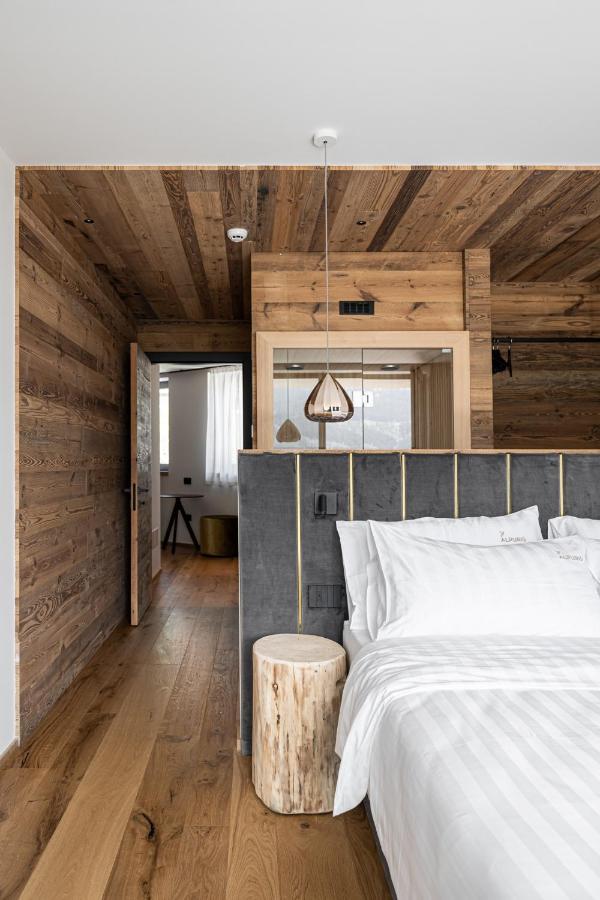 Alpuris - Your Boutique Suite - Hotel B&B Cavalese Esterno foto